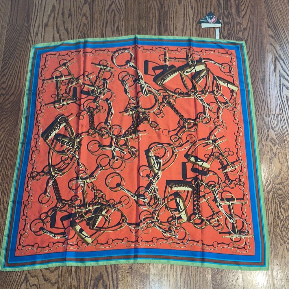 NWT Collectioneighteen orange lava scarf